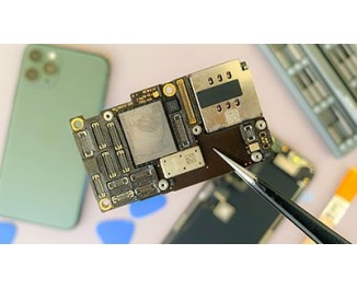 Как заменить материнскую плату на iPhone 11 Pro