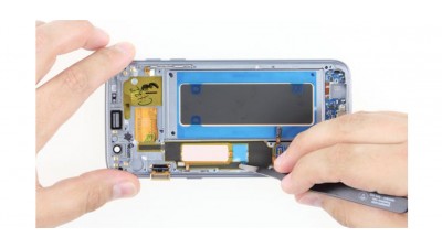 Как заменить дисплей Samsung Galaxy S7 Edge